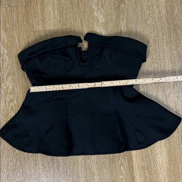 Maeve Anthropologie Black Strapless Plunge Peplum Top Size 4 - Picture 8 of 12